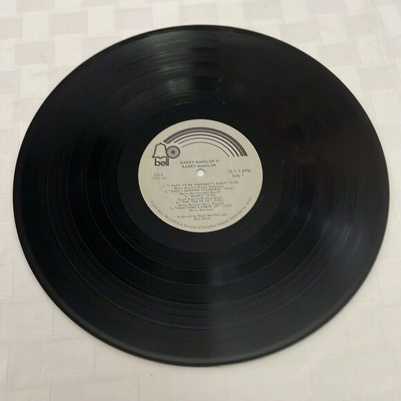 LP Vinyl Barry Manilow II with Lyric Sheet, Dust Cover, and Sleeve - Picture 6 of 9